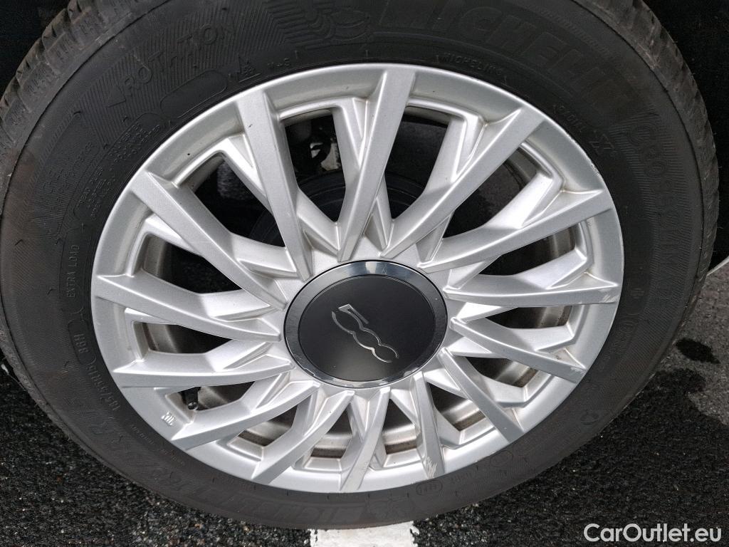  Fiat  500 FIAT  / 2015 / 3P / Berline Hybrid 1.0 BSG 70 ch Dolcevita #16