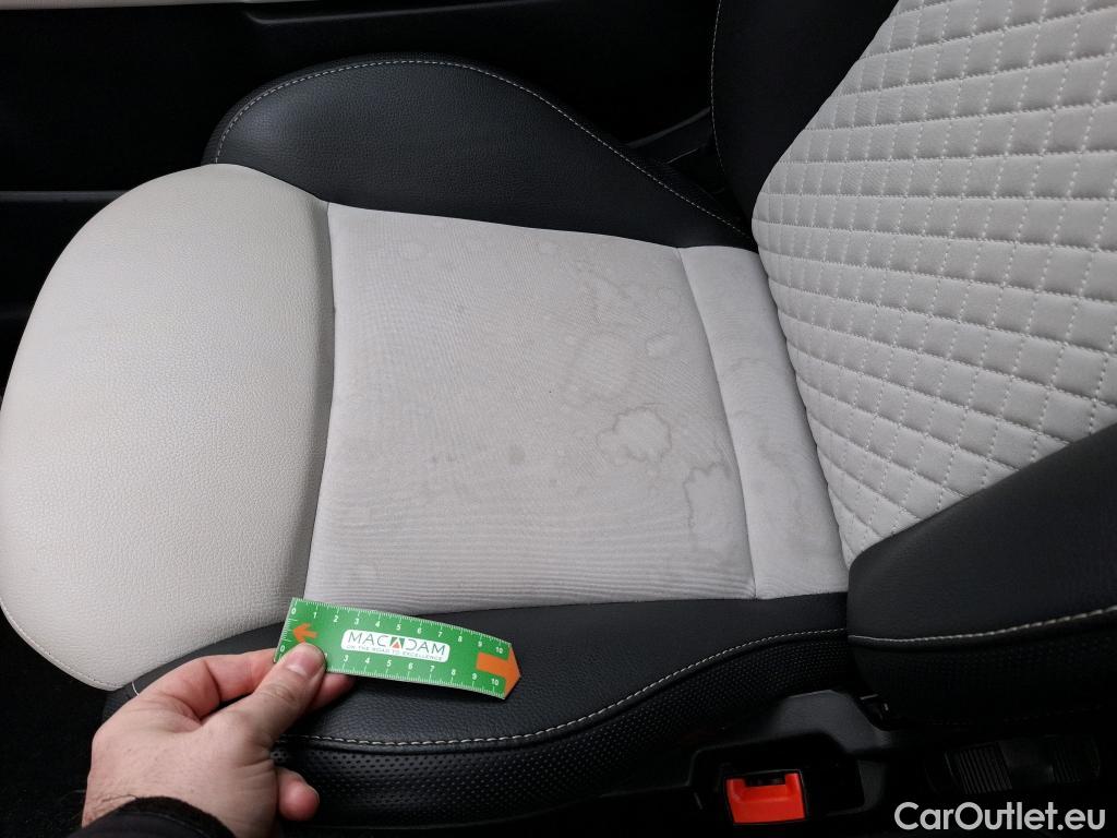  Fiat  500 FIAT  / 2015 / 3P / Berline Hybrid 1.0 BSG 70 ch Dolcevita #26