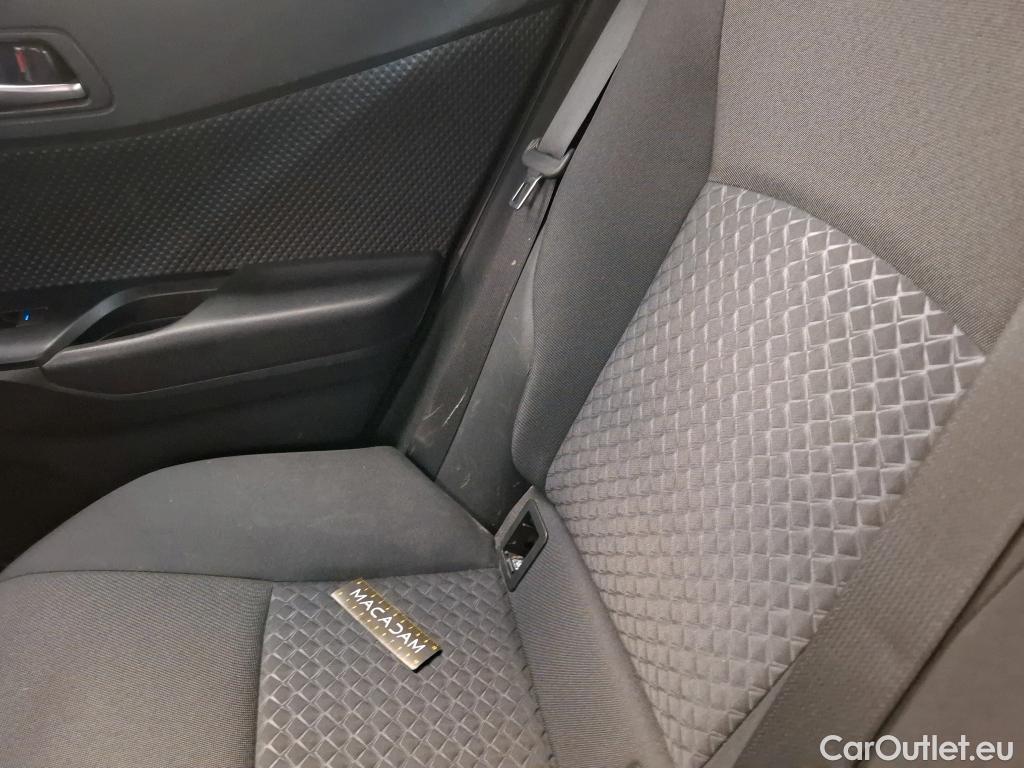  Toyota  C-HR TOYOTA  / 2016 / 5P / SUV 1.8 Hybride 122 Dynamic Business Stage A #1