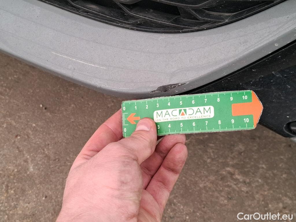  Toyota  Corolla TOYOTA  / 2018 / 5P / Berline Hybride 122h Design #3