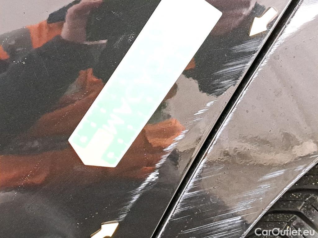  Nissan  Micra NISSAN  / 2016 / 5P / Berline IG-T 100 Xtronic Business Edition #3