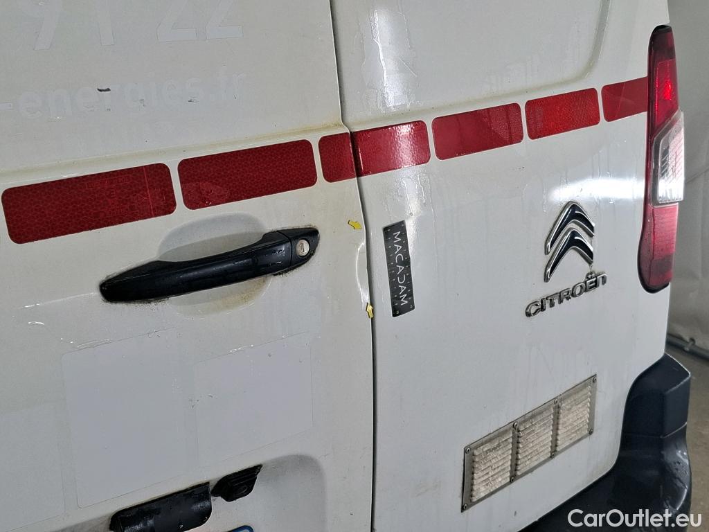  Citroen  Berlingo CITROEN   2018  4P  Fourgonnette Taille M 1000kg BlueHDi 75 BVM Club #12
