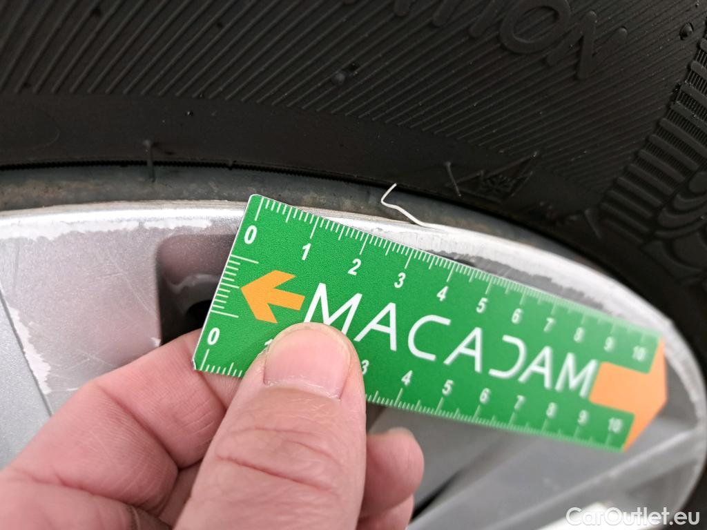  Nissan  Micra NISSAN  / 2016 / 5P / Berline IG-T 100 Xtronic Business Edition #13