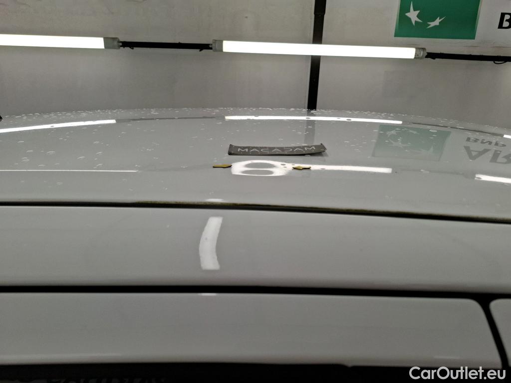  Toyota  Yaris TOYOTA  Hybride / 2017 / 5P / Berline 1.5 VVT-I HYBRID France Business #3