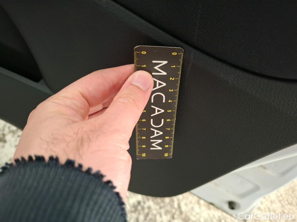  Toyota  Yaris TOYOTA  Hybride / 2017 / 5P / Berline 1.5 VVT-I HYBRID France Business #20