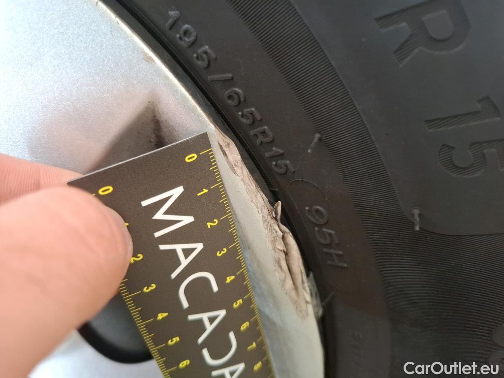  Renault  Kangoo  Express Confort (L1) 1.2 TCe 115CV BVM6 E5 #17