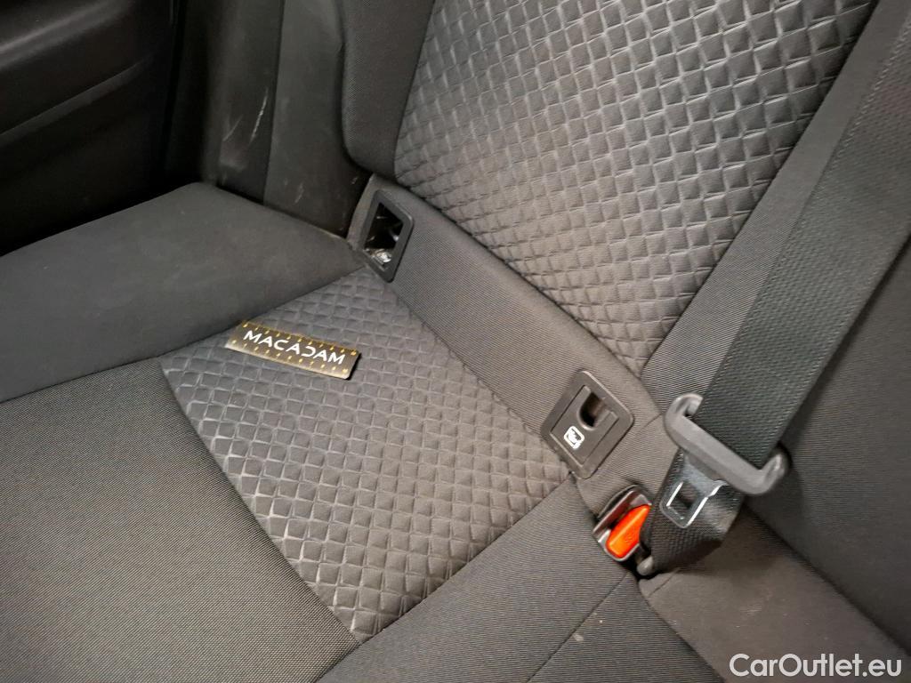  Toyota  C-HR TOYOTA  / 2016 / 5P / SUV 1.8 Hybride 122 Dynamic Business Stage A #10