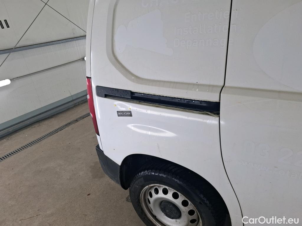  Citroen  Berlingo CITROEN   2018  4P  Fourgonnette Taille M 1000kg BlueHDi 75 BVM Club #1