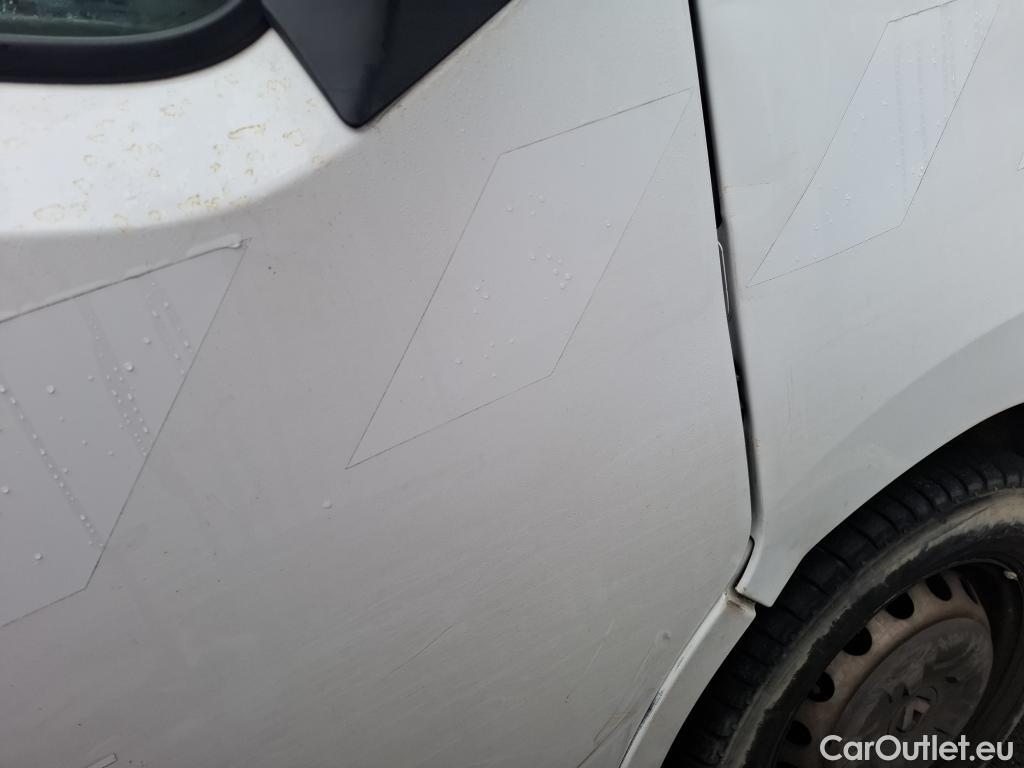  Renault  Master  dble cabine L3H1 3 5t 2.3 dCi 130CV BVM6 E6 / BENNE #51