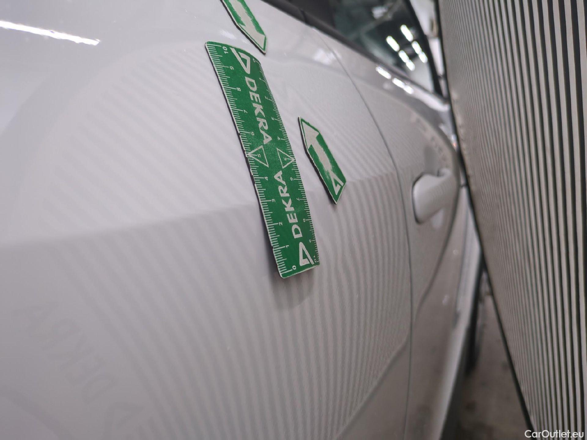  Toyota  Yaris Cross TOYOTA  Hybride / 2021 / 5P / SUV 1.5 HYBRID 116H DYNAMIC AUTO #11