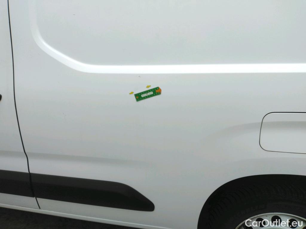  Citroen  Berlingo  Fourgon Driver M 1000 1.5 BlueHDi 100CV BVM5 E6dT #16