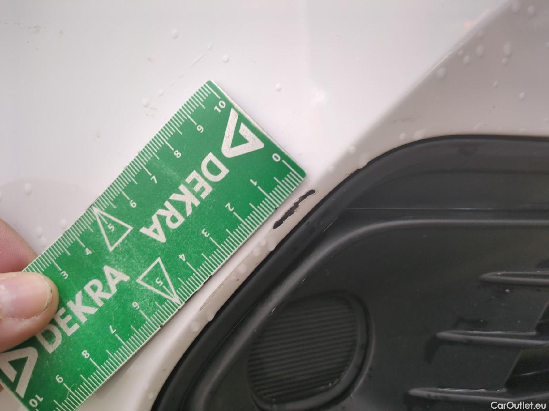  Toyota  Yaris Cross TOYOTA  Hybride / 2021 / 5P / SUV 1.5 HYBRID 116H DYNAMIC AUTO #4