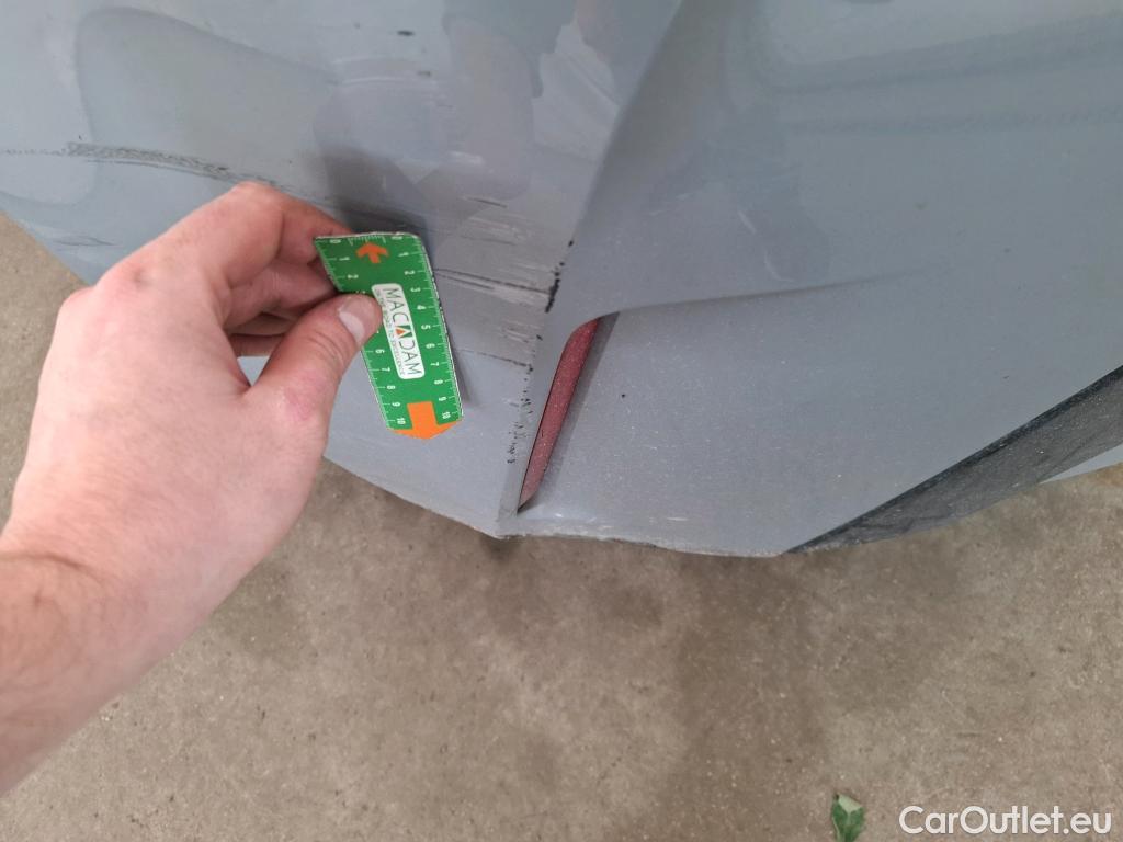  Toyota  Corolla TOYOTA  / 2018 / 5P / Berline Hybride 122h Design #8