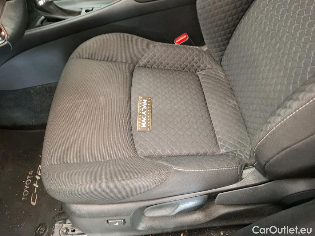  Toyota  C-HR TOYOTA  / 2016 / 5P / SUV 1.8 Hybride 122 Dynamic Business Stage A #9