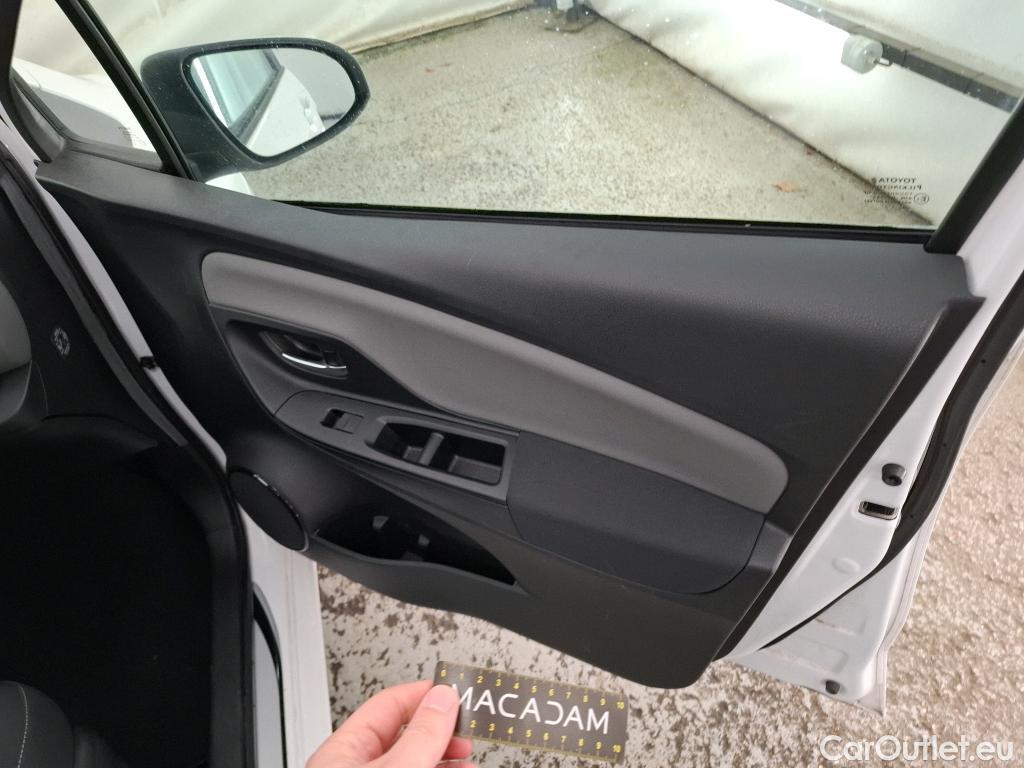  Toyota  Yaris TOYOTA  Hybride / 2017 / 5P / Berline 1.5 VVT-I HYBRID France Business #19