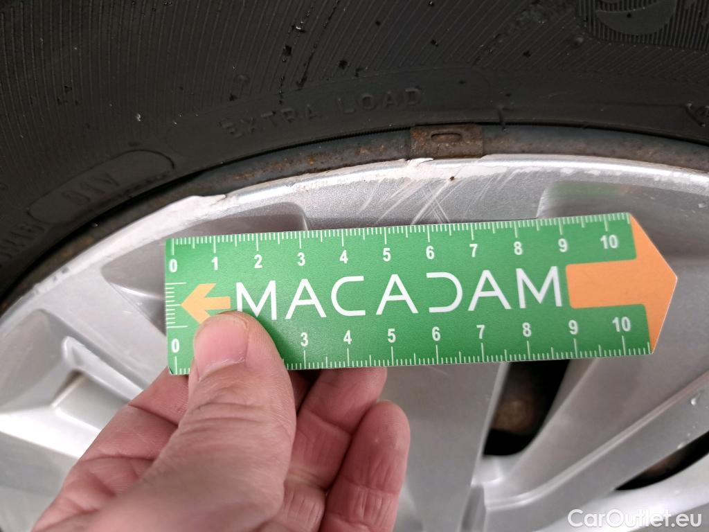  Nissan  Micra NISSAN  / 2016 / 5P / Berline IG-T 100 Xtronic Business Edition #14