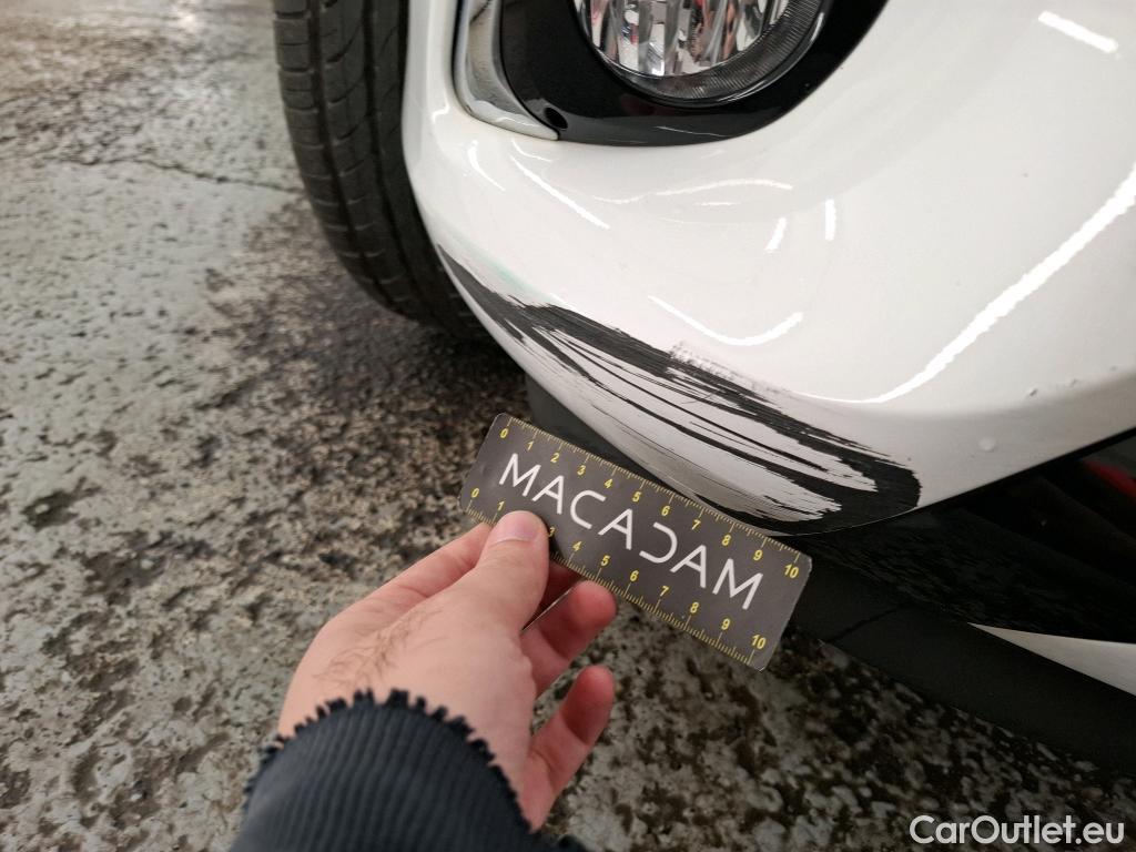  Toyota  Yaris TOYOTA  Hybride / 2017 / 5P / Berline 1.5 VVT-I HYBRID France Business #6