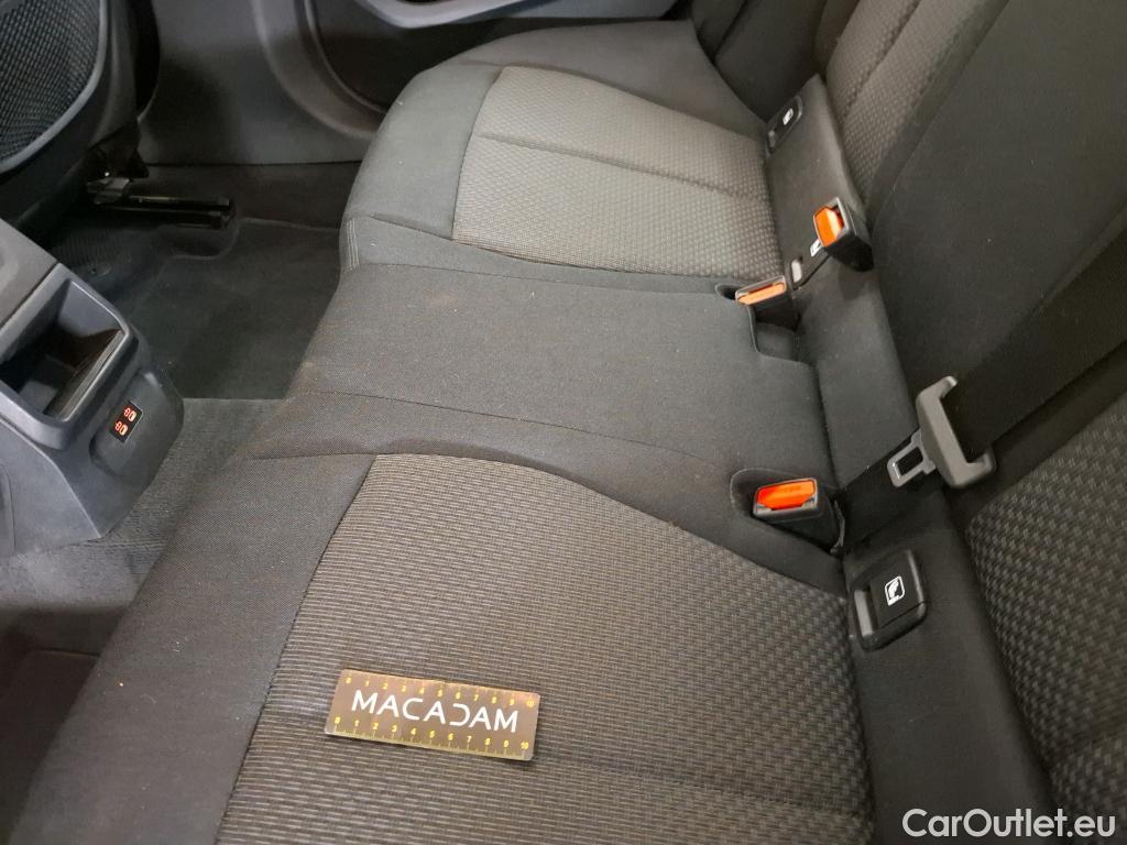  Bmw  Serie 1 BMW Série 1 / 2019 / 5P / Berline 116i Business Design #34