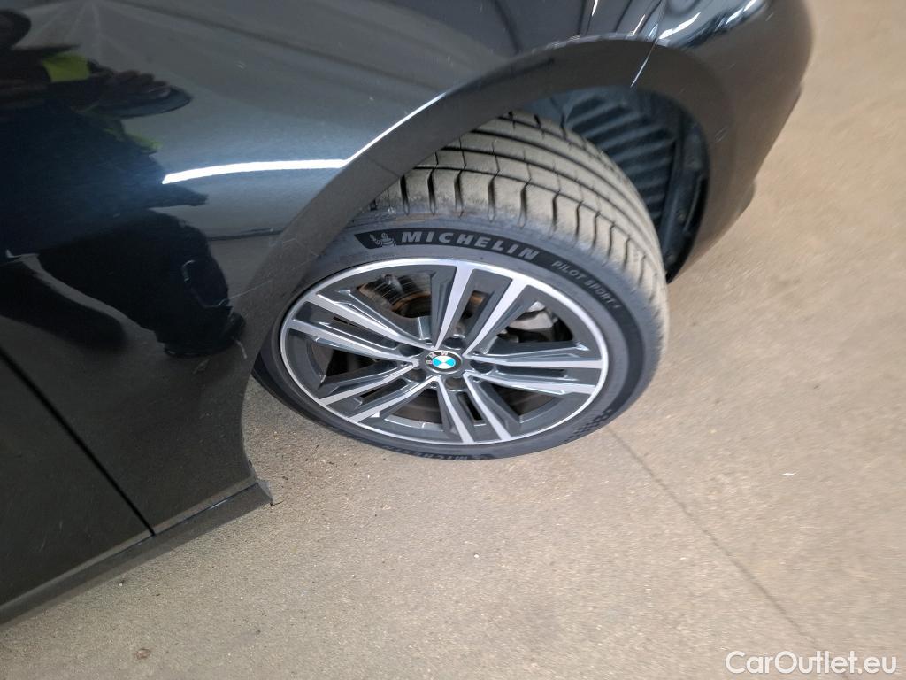  Bmw  Serie 1 BMW Série 1 / 2019 / 5P / Berline 116i Business Design #17