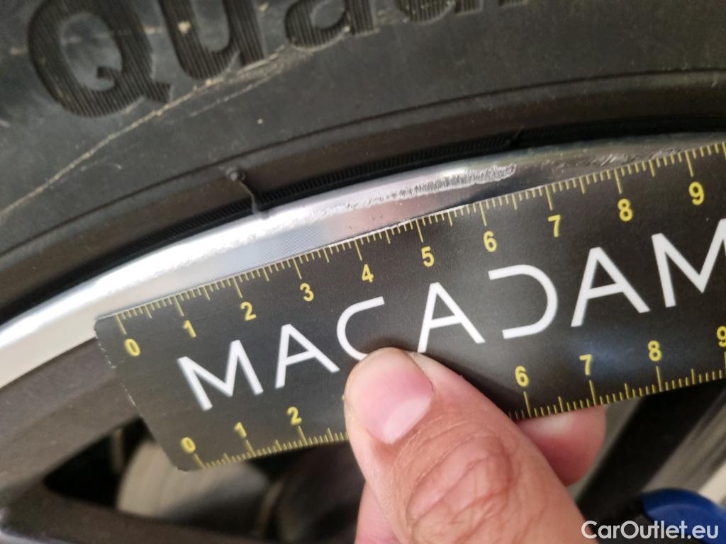  Bmw  Serie 1 1 Berline 116 d Business Design 1.5 115CV BVA7 E6d #4