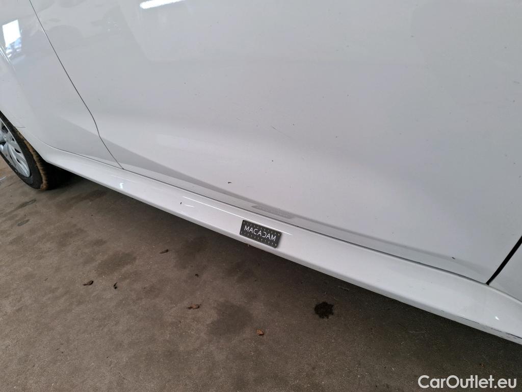  Toyota  Yaris TOYOTA  Hybride / 2019 / 5P / Berline Hybride 116h Dynamic Business Beyond Zer #9