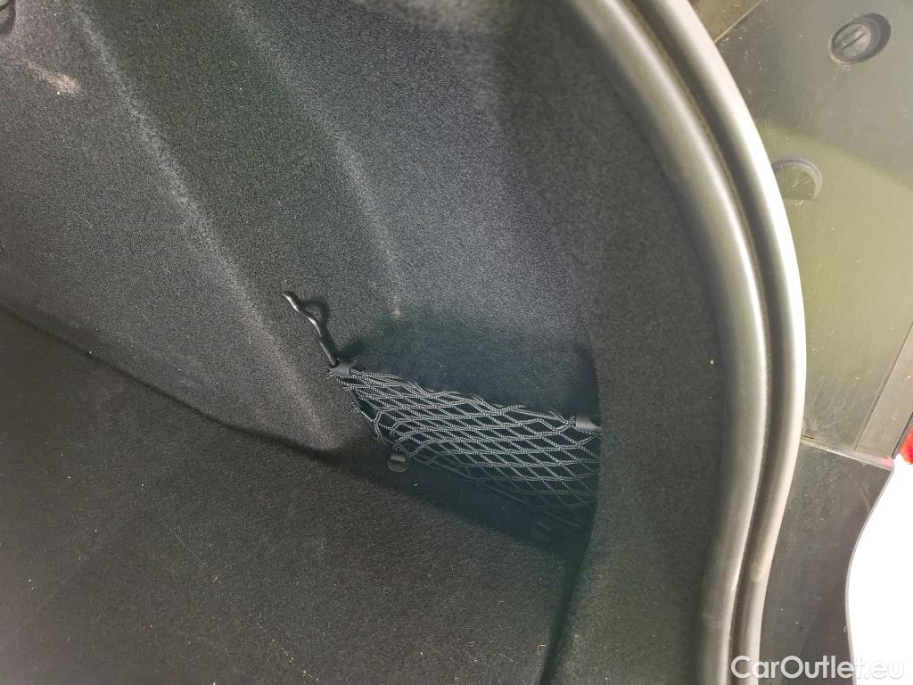  Bmw  Serie 1 BMW Série 1 / 2019 / 5P / Berline 116i Business Design #26