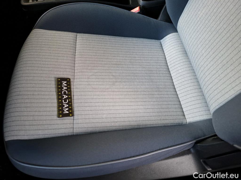  Fiat  500 FIAT   2020  3P  Berline 42kWh Icône #3