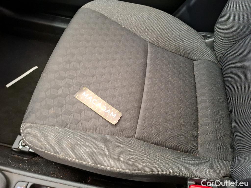  Toyota  Yaris TOYOTA  Hybride / 2019 / 5P / Berline Hybride 116h Dynamic Business Beyond Zer #13