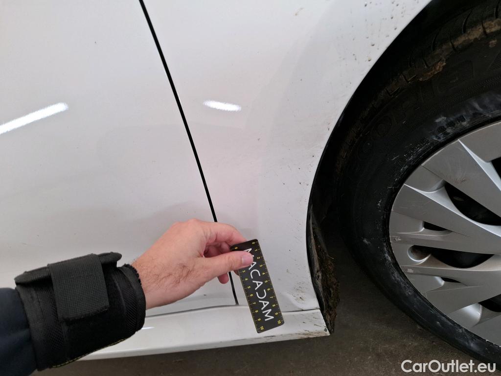  Toyota  Yaris TOYOTA  Hybride / 2019 / 5P / Berline Hybride 116h Dynamic Business Beyond Zer #11