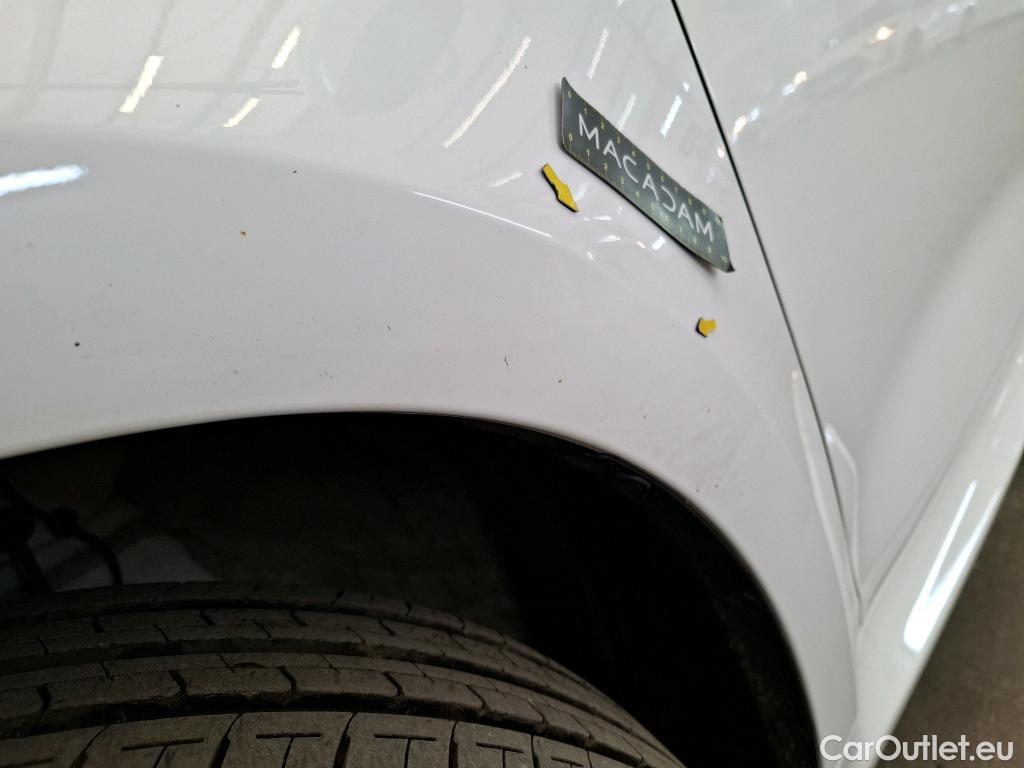  Toyota  Yaris TOYOTA  Hybride / 2019 / 5P / Berline Hybride 116h Dynamic Business Beyond Zer #3