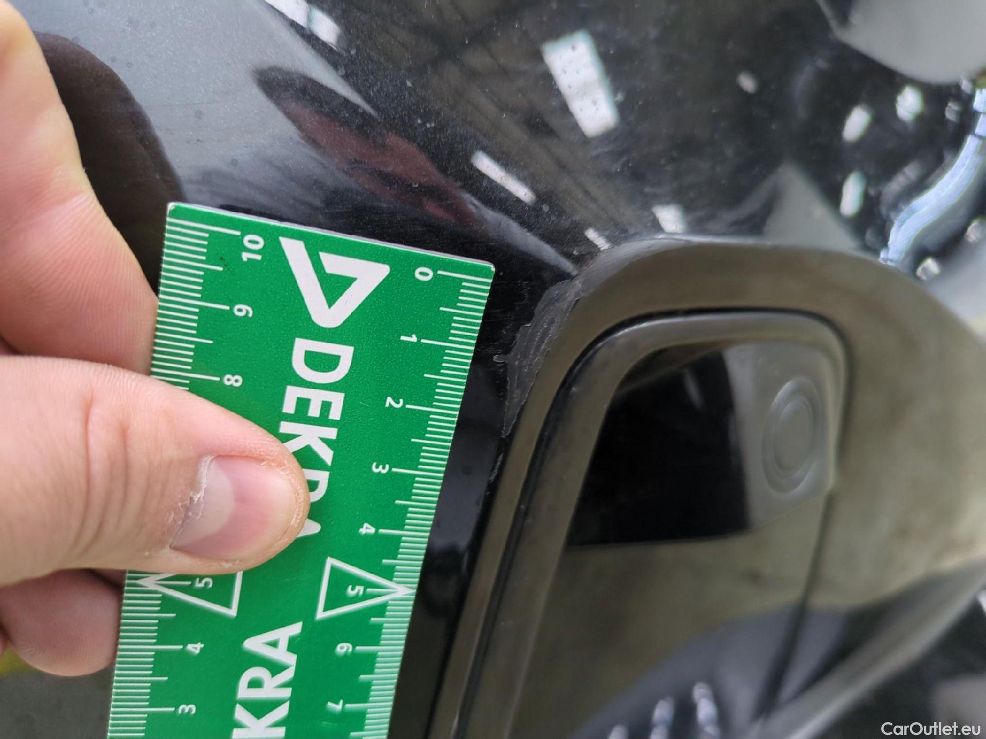  Bmw  Serie 3 BMW Série 3 Touring / 2022 / 5P / Break 318i 156ch Business Design BVA8 #18