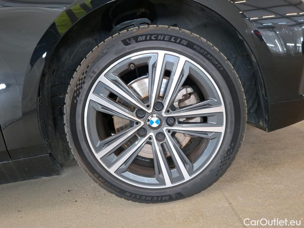  Bmw  Serie 1 BMW Série 1 / 2019 / 5P / Berline 116i Business Design #29