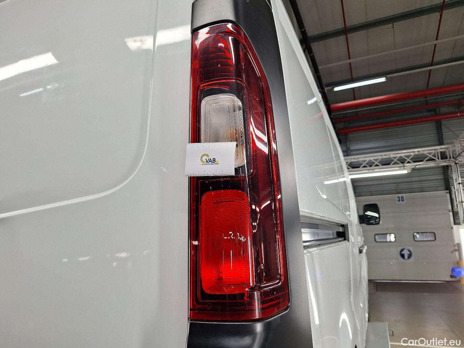  Renault  Trafic Renault, _ '14, Renault  L1H1 dCi 145 Grand Confort 2.9T 4d #36