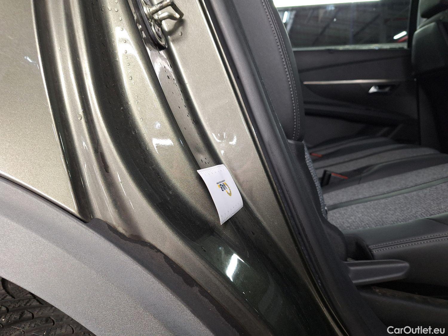  Peugeot  5008 Peugeot,  '16, Peugeot  1.5 BlueHDi 96kW S&S EAT8 Allure 5d #16