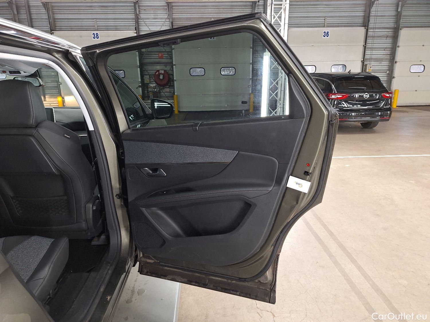  Peugeot  5008 Peugeot,  '16, Peugeot  1.5 BlueHDi 96kW S&S EAT8 Allure 5d #13