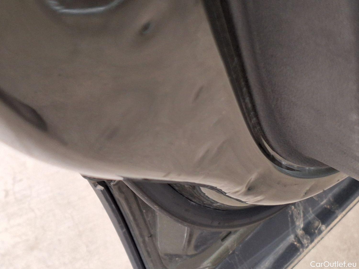  Peugeot  5008 Peugeot,  '16, Peugeot  1.2 PureTech 96kW S&S EAT8 Active 5d #39