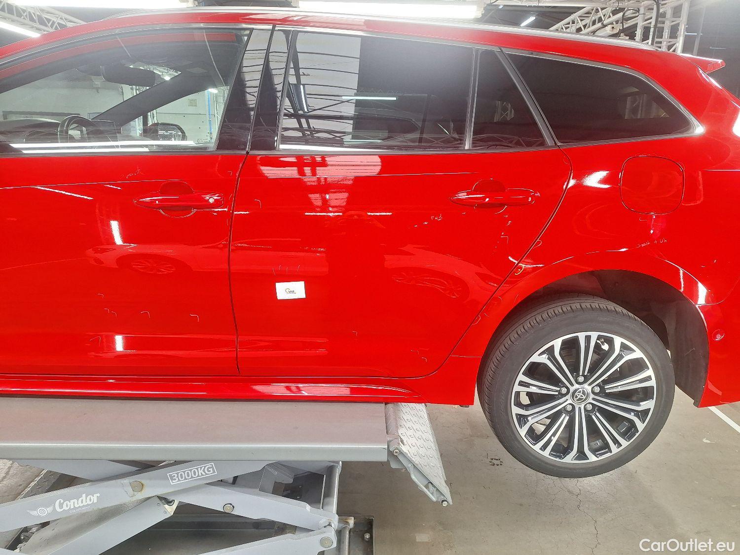  Toyota  Corolla Toyota,  TS '19, Toyota  Touring Sports 1.8 Hybrid Premium e #49