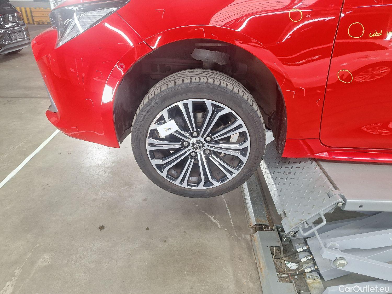  Toyota  Corolla Toyota,  TS '19, Toyota  Touring Sports 1.8 Hybrid Premium e #41