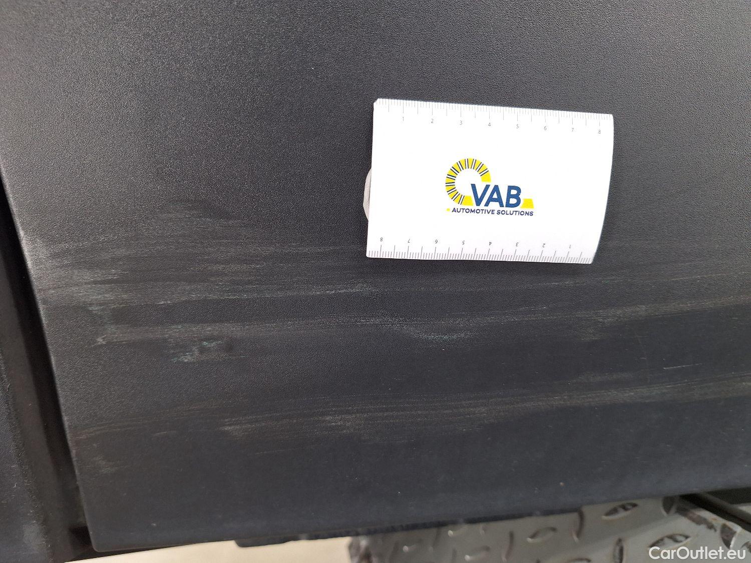  Peugeot  5008 Peugeot,  '16, Peugeot  1.5 BlueHDi 96kW S&S EAT8 GT Line 5d #21