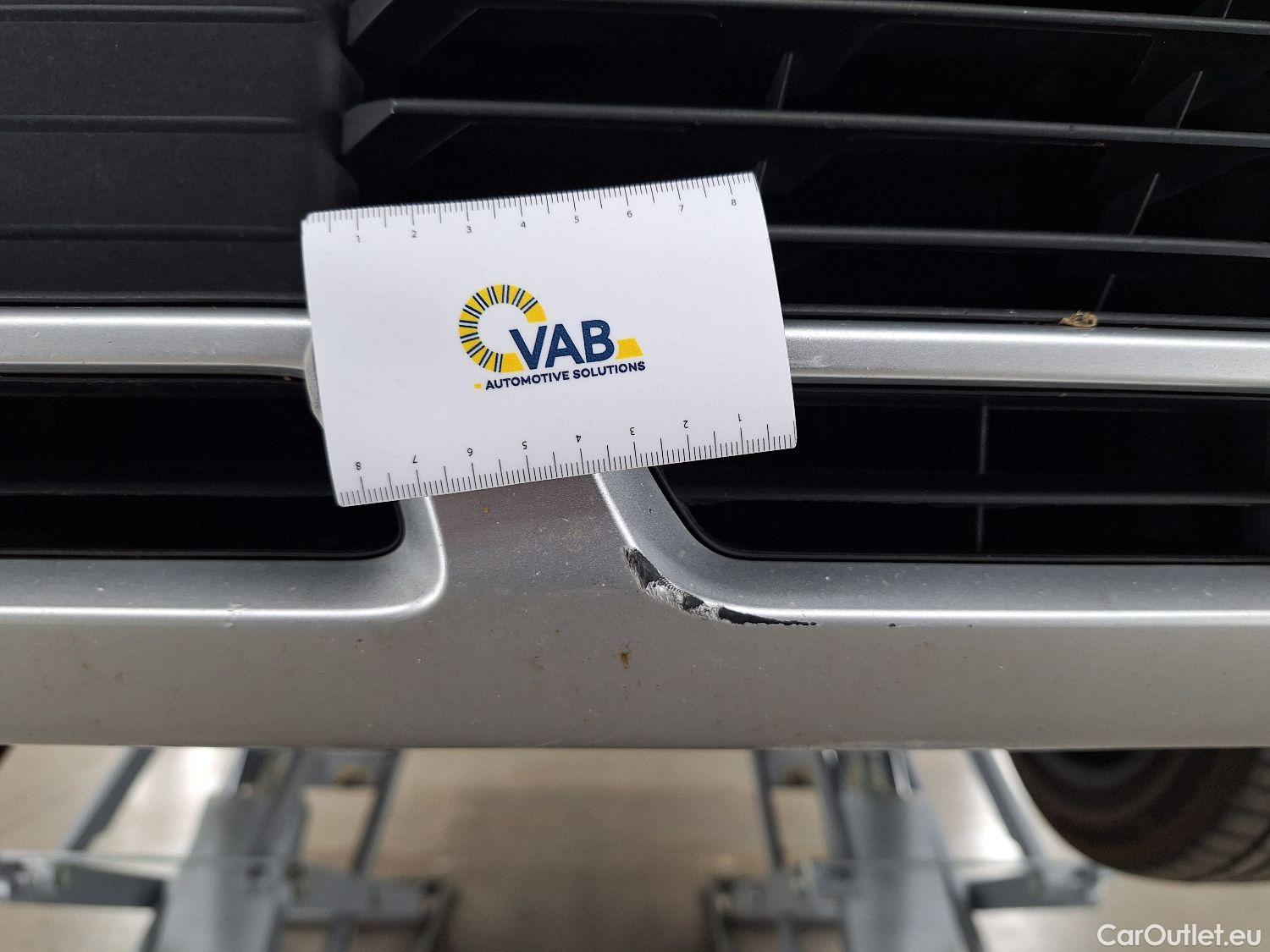  Peugeot  5008 Peugeot,  '16, Peugeot  1.5 BlueHDi 96kW S&S EAT8 GT Line 5d #17