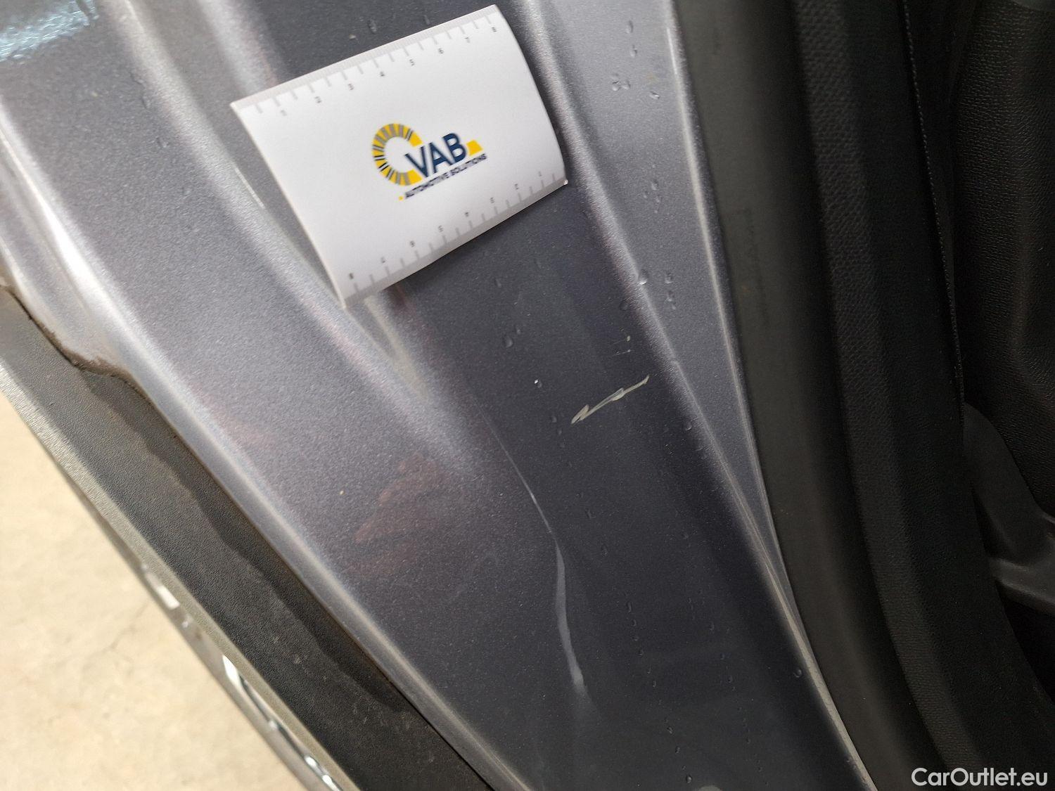  Peugeot  5008 Peugeot,  FL'20, Peugeot  1.5 BlueHDi 96kW S&S EAT8 Allure Pack #41