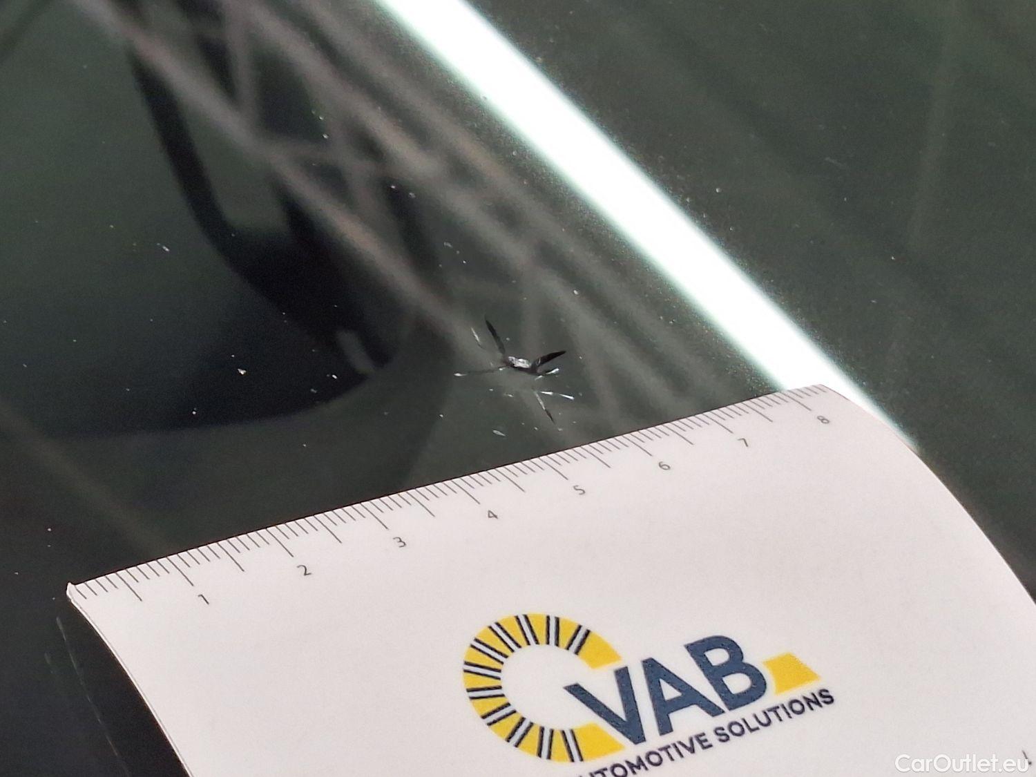  Peugeot  5008 Peugeot,  '16, Peugeot  1.2 PureTech 96kW S&S EAT8 Allure 5d #48