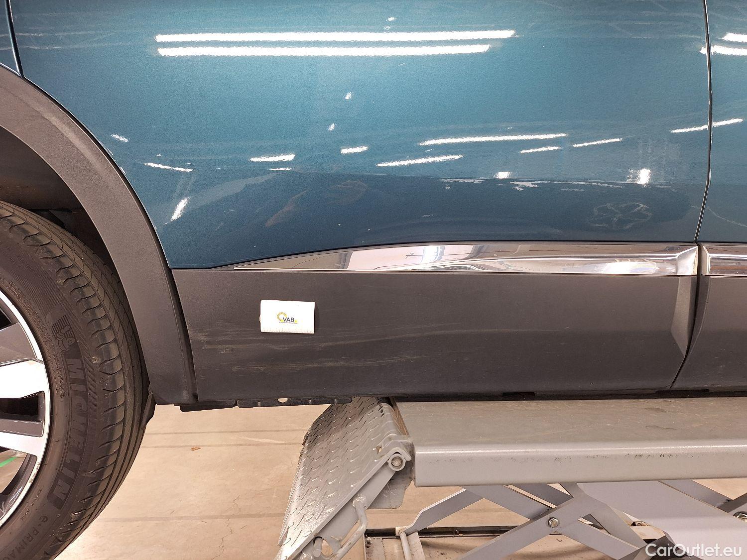  Peugeot  5008 Peugeot,  '16, Peugeot  1.5 BlueHDi 96kW S&S EAT8 GT Line 5d #22