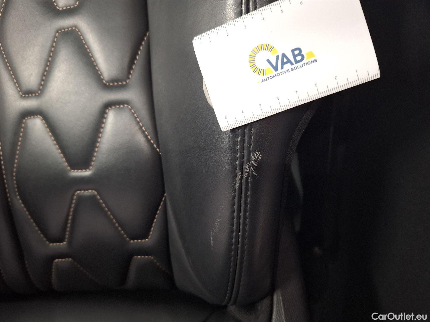  Peugeot  5008 Peugeot,  '16, Peugeot  1.5 BlueHDi 96kW S&S EAT8 GT Line 5d #2