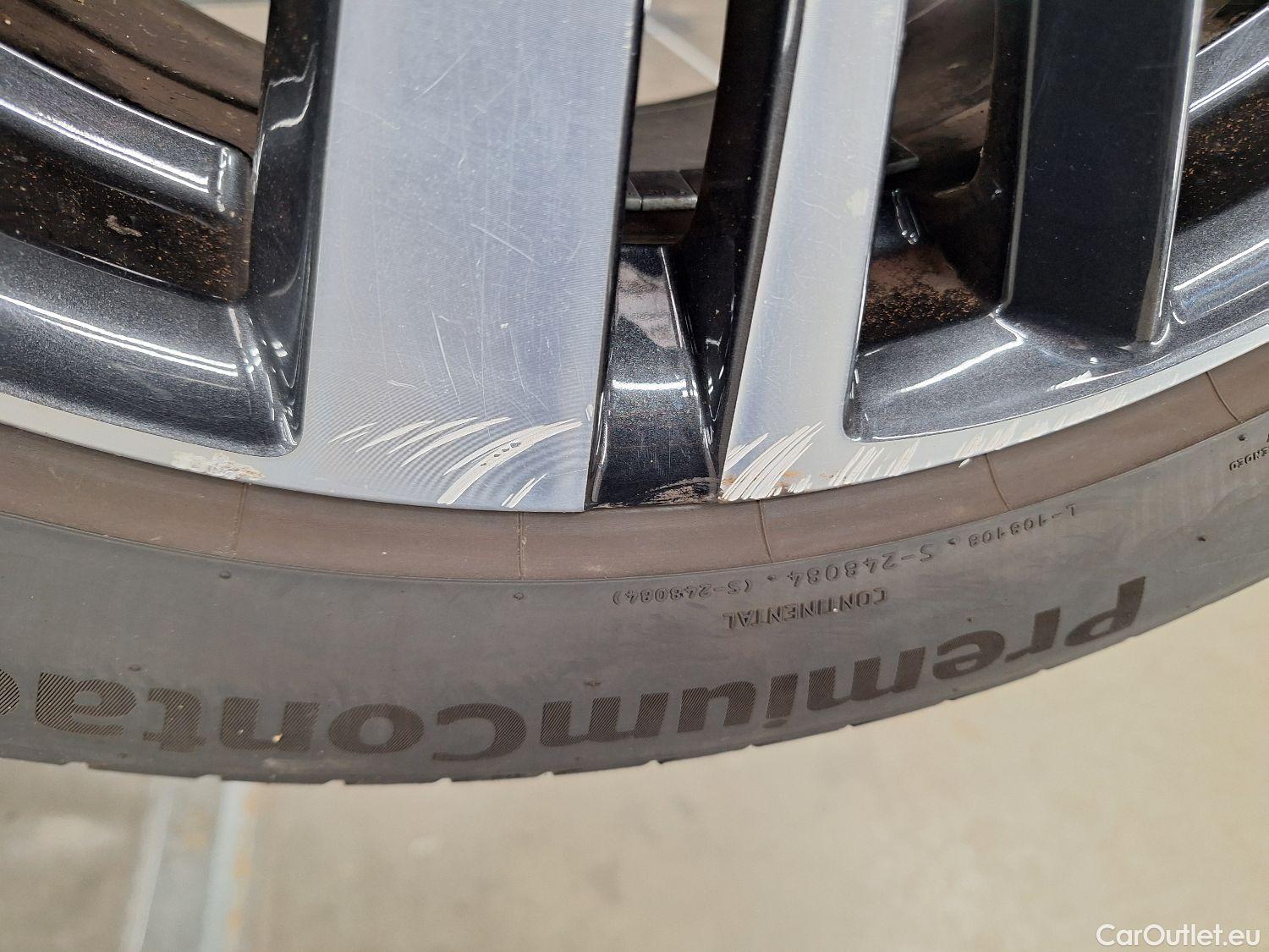  Peugeot  5008 Peugeot,  '16, Peugeot  1.2 PureTech 96kW S&S EAT8 Allure 5d #2