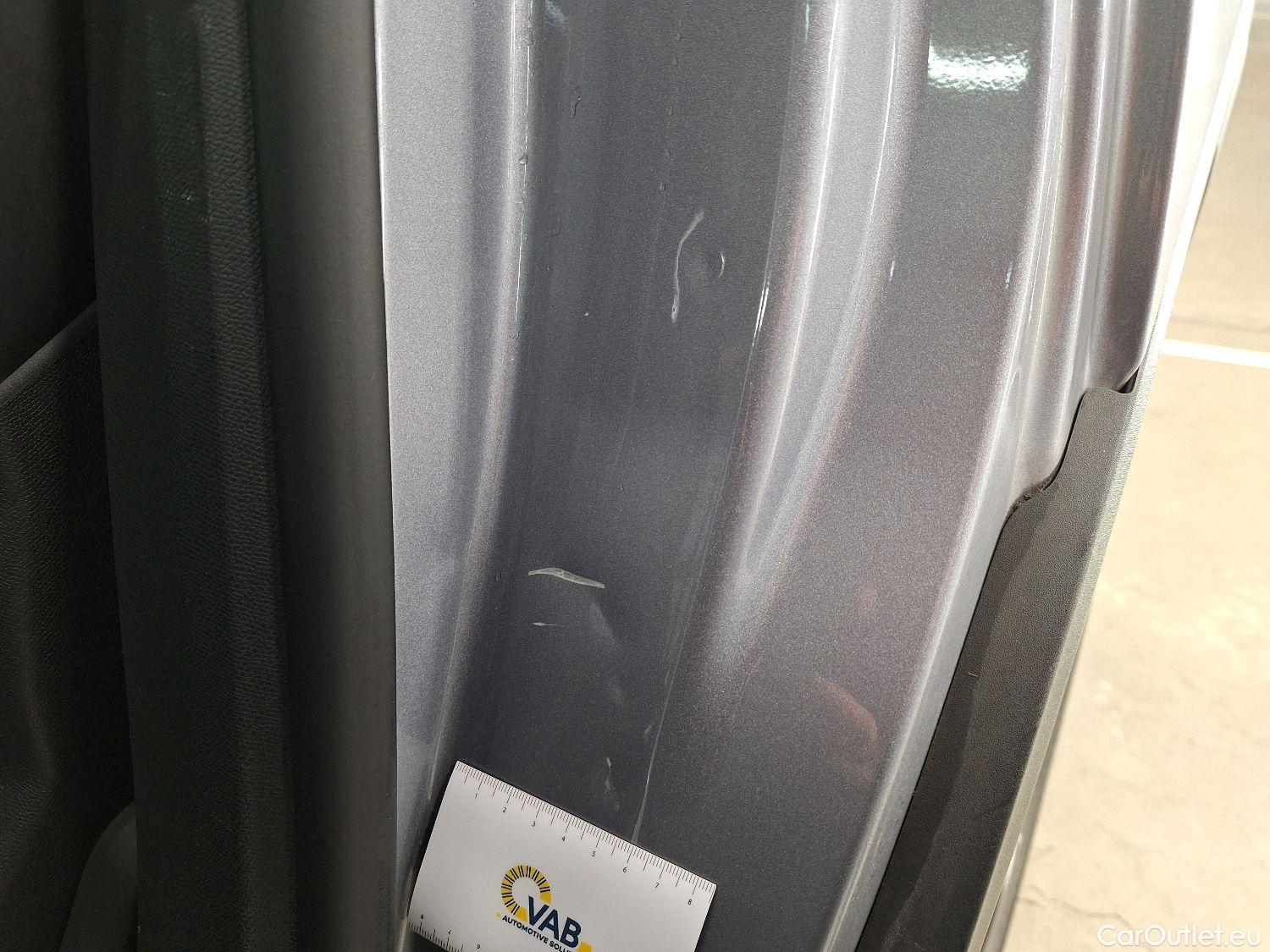  Peugeot  5008 Peugeot,  FL'20, Peugeot  1.5 BlueHDi 96kW S&S EAT8 Allure Pack #46