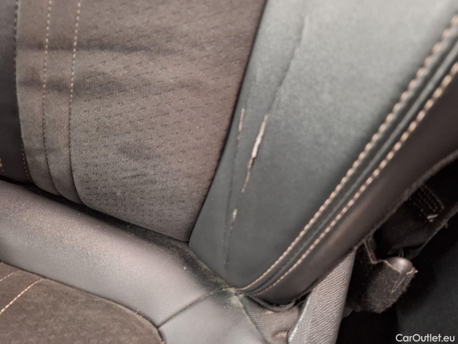  Peugeot  5008 Peugeot,  FL'20, Peugeot  1.6 PureTech 132kW S&S EAT8 GT Pack 5 #46