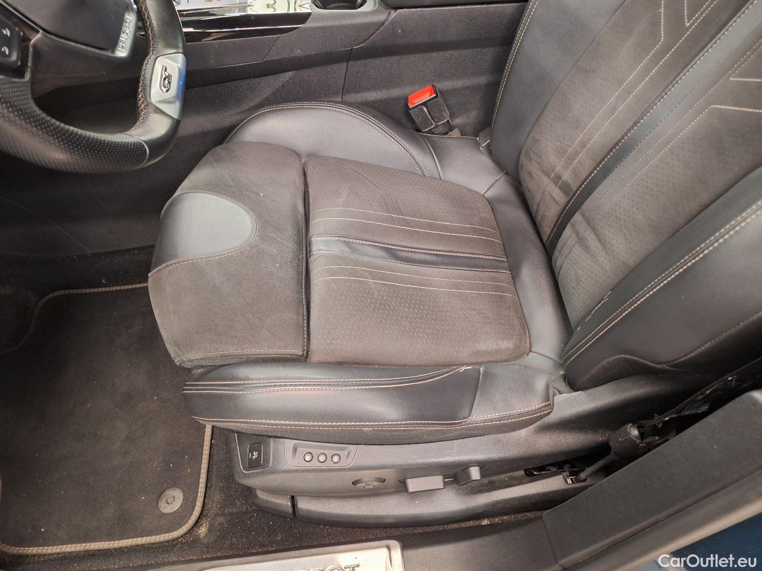  Peugeot  5008 Peugeot,  FL'20, Peugeot  1.6 PureTech 132kW S&S EAT8 GT Pack 5 #43