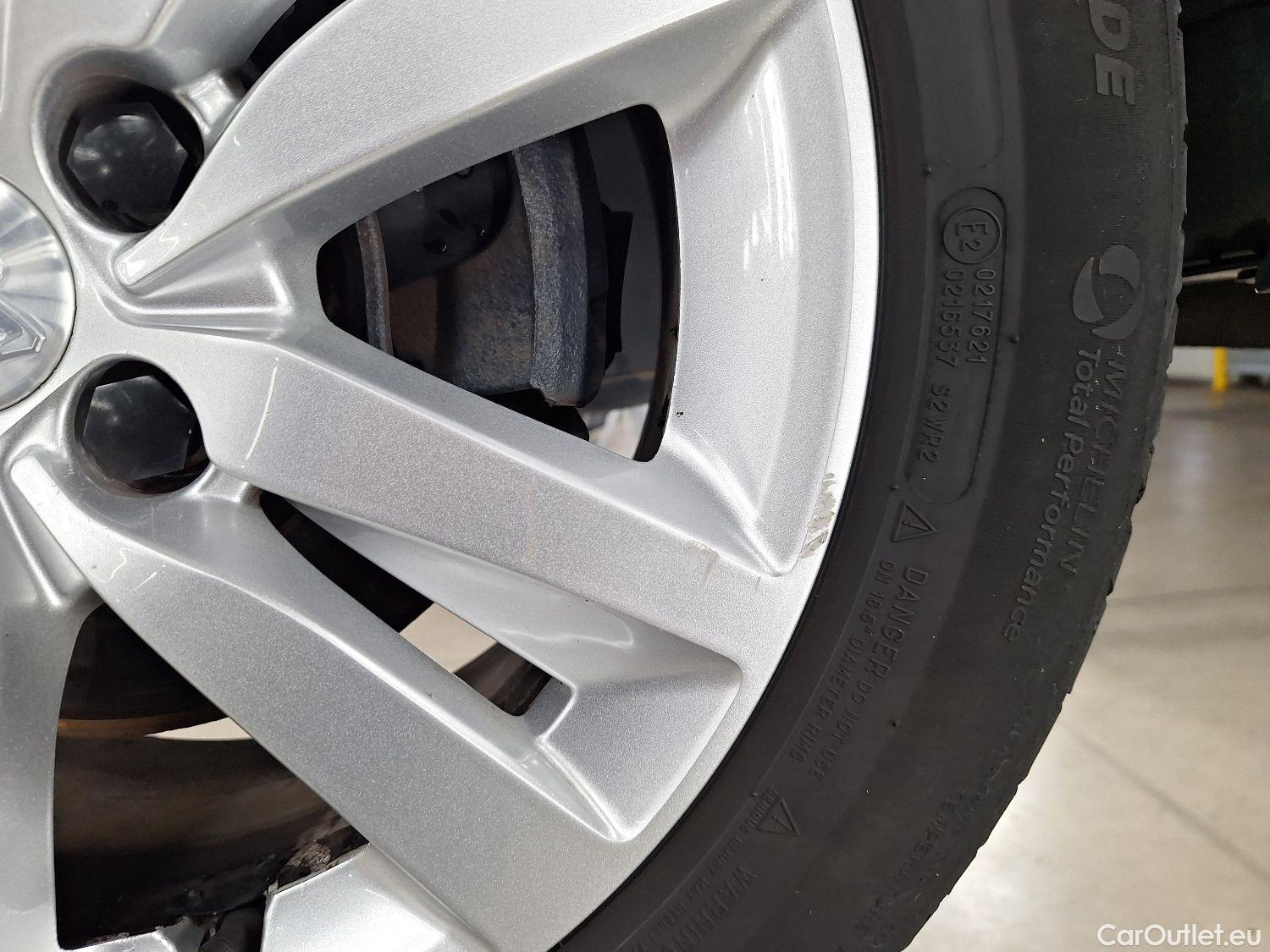  Peugeot  308 Peugeot,  SW FL'17, Peugeot  SW 1.5 BlueHDi 130 S&S Active 5d #2