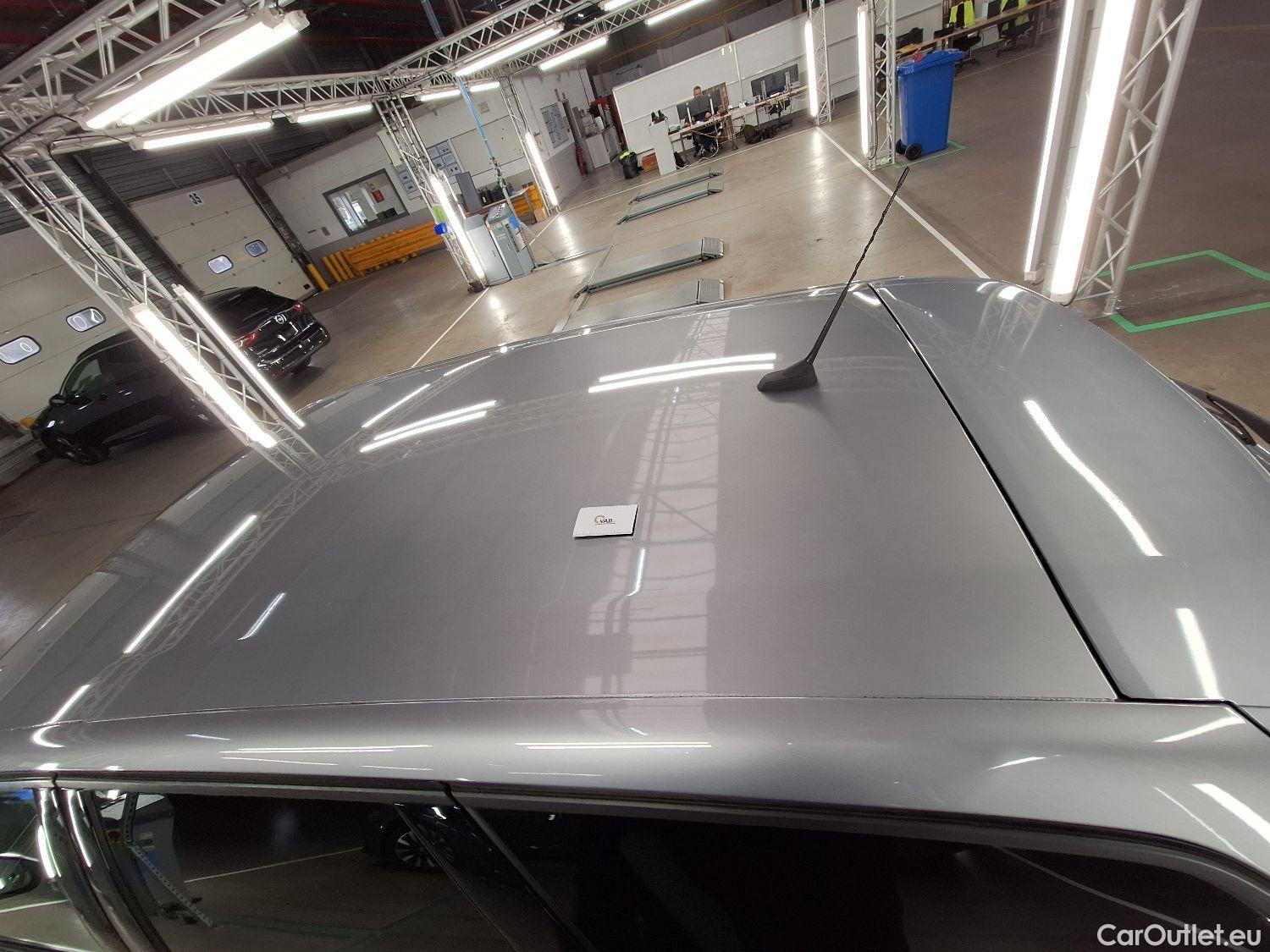  Peugeot  308 Peugeot,  SW FL'17, Peugeot  SW 1.2 PureTech 130 S&S Active 5d #39